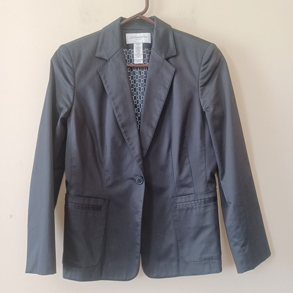 Liz Claiborne Black Blazer Sz 8 Petite Classic Tailored Academia Office Career